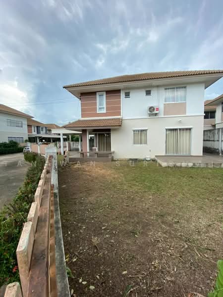 Village Park Sriracha, Chon Buri (Pattaya), Laem Chabang, Bang Lamung, Bang Lamung (Pattaya), Chon Buri (Pattaya), 3 Bedrooms, 215 sqm, Villa For Sale, by Tanawan Surichai, 500483365 - DDproperty.com