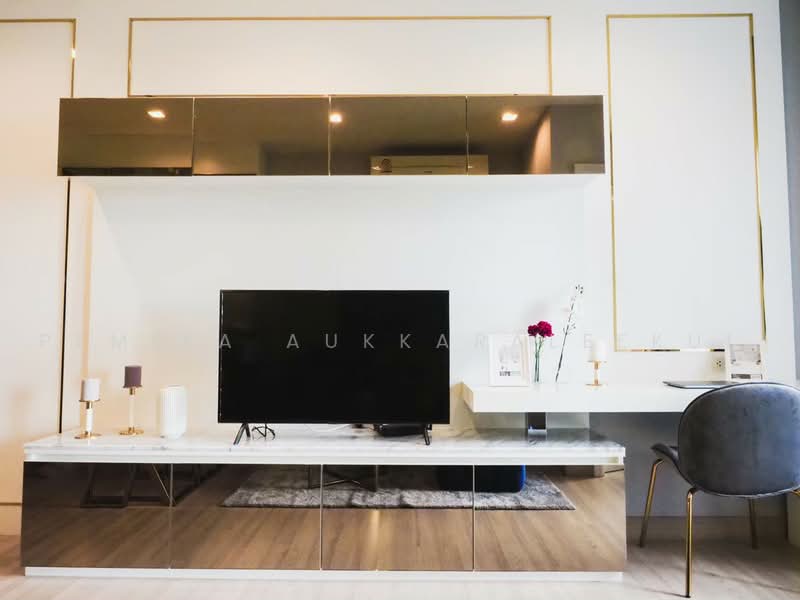 Urbano Absolute Sathon-Taksin, Bangkok, 345 Charoen Nakhon 14/2 Alley, Khlong Ton Sai, Khlong San, Bangkok, 1 Bedroom, 38 sqm, Condo For Sale, by Pemika Aukkaraleekul, 500483405 - DDproperty.com