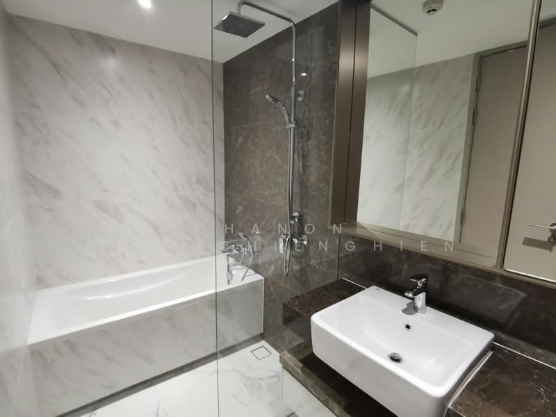 Fynn Asoke, Bangkok, 28 Sukhumvit 10 Alley, Khlong Toei, Bangkok, 1 Bedroom, 35 sqm, Condo For Rent, by Chanon Phangchienghien, 500483416 - DDproperty.com
