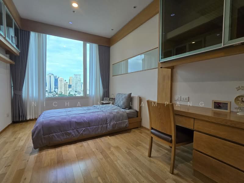 The Empire Place, Bangkok, 88 Narathiwatratchanakharin Road, Thung Maha Mek, Sathon, Bangkok, 3 Bedrooms, 157 sqm, Condo For Sale, by Nicha Na Lampang, 500483457 - DDproperty.com