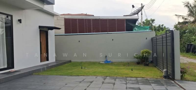 4-BR House, Chon Buri (Pattaya), Huai Yai, Bang Lamung (Pattaya), Chon Buri (Pattaya), 4 Bedrooms, 337 sqm, Single Detached House For Sale, by Tanawan Surichai, 500483470 - DDproperty.com