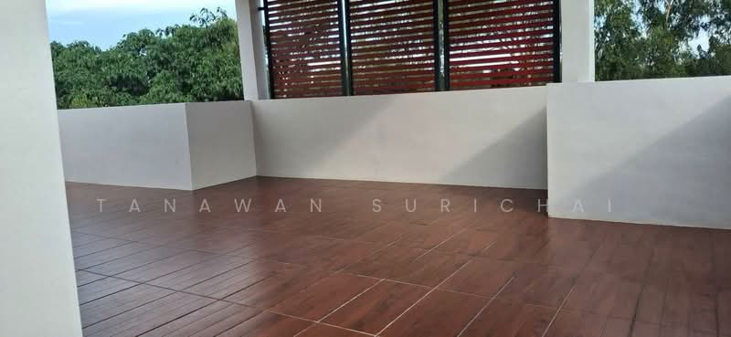 4-BR House, Chon Buri (Pattaya), Huai Yai, Bang Lamung (Pattaya), Chon Buri (Pattaya), 4 Bedrooms, 337 sqm, Single Detached House For Sale, by Tanawan Surichai, 500483470 - DDproperty.com