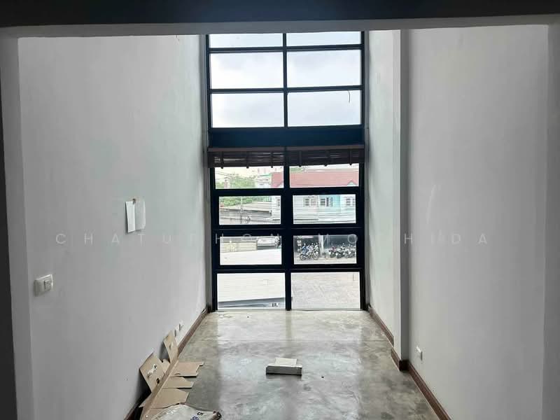 CLOVER ลาดพร้าว 83, Bangkok, ถนน ลาดพร้าว, Wang Thonglang, Bangkok, 1 Bedroom, 700 sqm, Condo For Sale, by Chatuphon Mochida, 500483526 - DDproperty.com