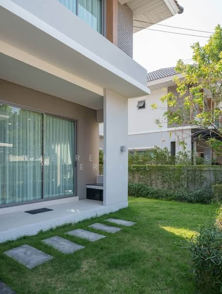 Perfect Place Sukhumvit 77-Suvarnabhumi : เพอร์เฟค เพลส สุขุมวิท77-สุวรรณภูมิ, สมุทรปราการ, ถนนลาดกระบัง, ราชาเทวะ, บางพลี, สมุทรปราการ, 158 ตร.ม., บ้านเดี่ยว ขาย, โดย HOME Real Estate Service, 500483537 - DDproperty.com