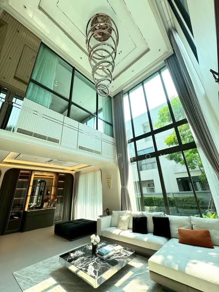 undefined, Bangkok, Praborommaharatchawang, Phra Nakhon, Bangkok, 5 Bedrooms, 593 sqm, Single Detached House For Sale, by Chatuphon Mochida, 500483552 - DDproperty.com