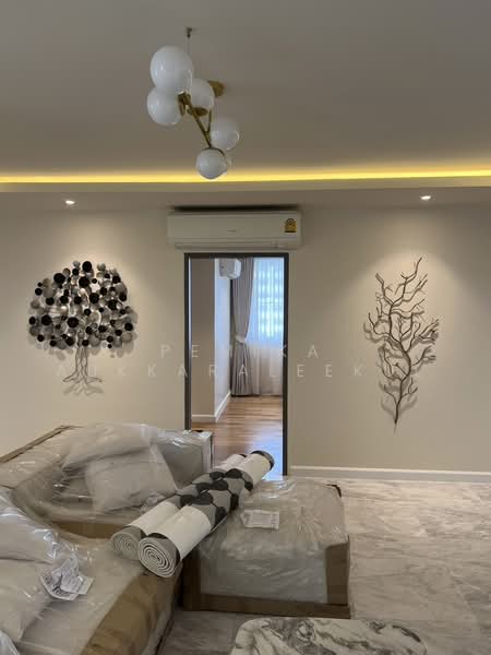 D.S. Tower 1 Sukhumvit 33, Bangkok, Soi Phrom Chit, Khlong Tan Nua, Watthana, Bangkok, 4 Bedrooms, 236 sqm, Condo For Sale, by Pemika Aukkaraleekul, 500483565 - DDproperty.com