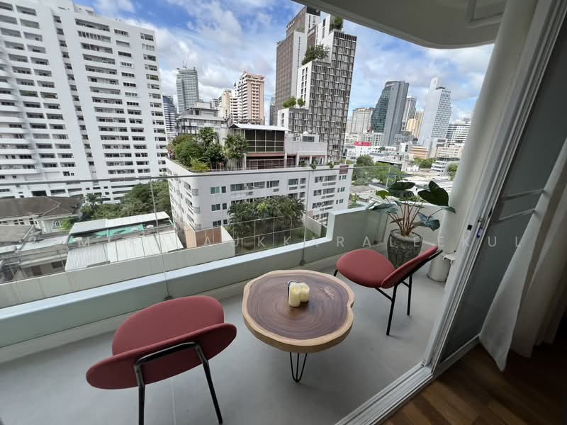 D.S. Tower 1 Sukhumvit 33, Bangkok, Soi Phrom Chit, Khlong Tan Nua, Watthana, Bangkok, 4 Bedrooms, 236 sqm, Condo For Sale, by Pemika Aukkaraleekul, 500483565 - DDproperty.com