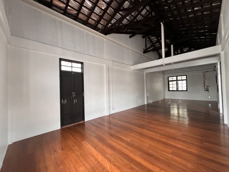 พื้นที่ให้เช่าอารีย์ พหลโยธิน : Space for rent Ari, Phahonyothin, กรุงเทพ, พญาไท, กรุงเทพ, 63 ตร.ม., พื้นที่ขายของ ให้เช่า, โดย Sumitara Sampattavanija, 500483566 - DDproperty.com
