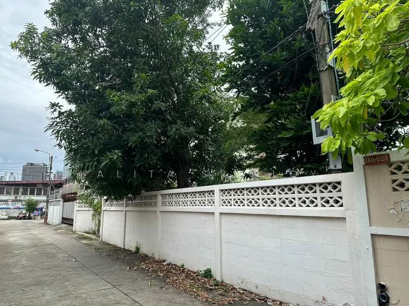 ที่ดินสุขุมวิท 65 ซอยปรีดีย์ 15 ทะลุเอกมัย, กรุงเทพ, ซอย ปรีดี พนมยงค์ 15 แยก 2/3, พระโขนงเหนือ, วัฒนา, กรุงเทพ, 460 ตร.ม., ที่ดิน ขาย, โดย Lalita Sriploy, 500483569 - DDproperty.com