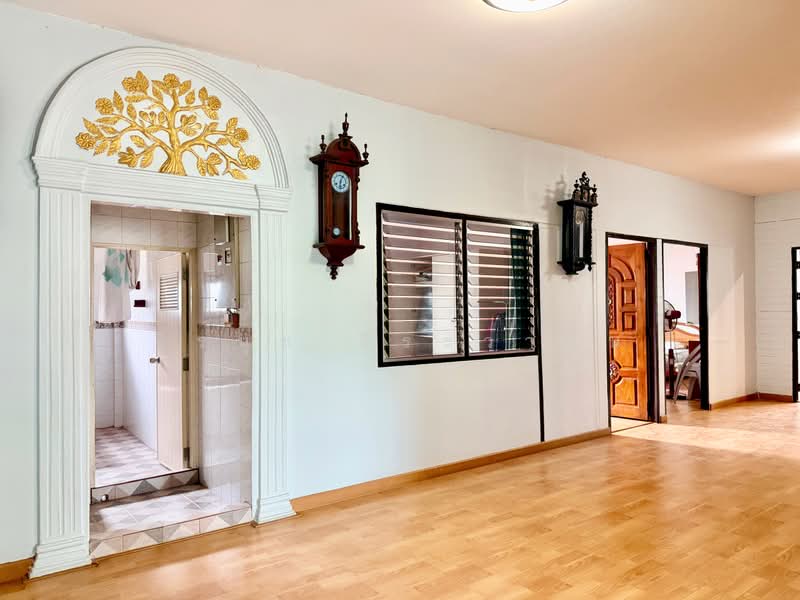 Spacious Single House on 188.9 Sq.Wah (755.6 Sq.m.)RATCHABURI CITY CENTER, Ratchaburi, คฑาธร 2, Nha Mueng, Muang Ratchaburi, Ratchaburi, 4 Bedrooms, 450 sqm, Single Detached House For Sale, by ธีรนุช ธีระวาทิน, 500483583 - DDproperty.com