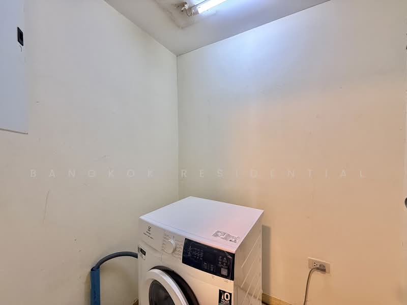 S.M. Grande Residence, Bangkok, 33 Sukhumvit 4 Alley, Khlong Toei, Bangkok, 2 Bedrooms, 150 sqm, Apartment For Rent, by Bangkok Residential, 500483591 - DDproperty.com