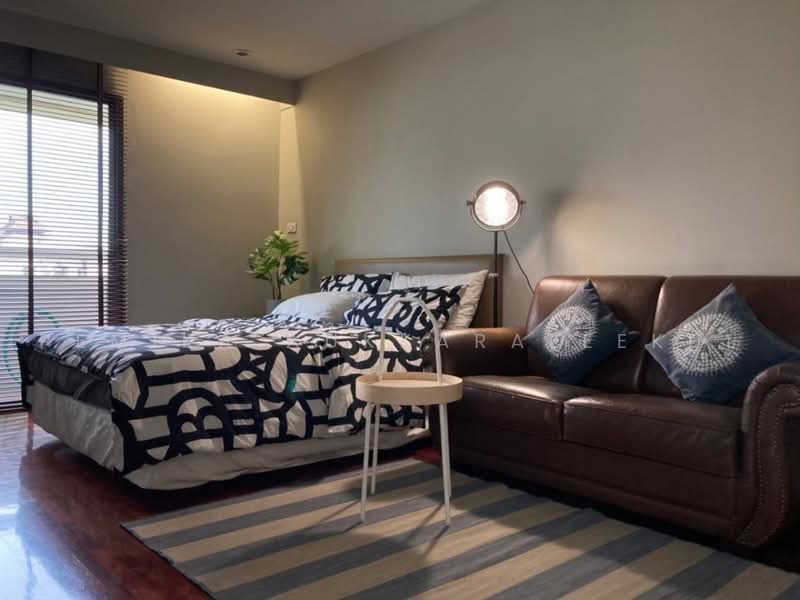 Baan Suanpetch, Bangkok, 18 Soi Sukhumvit 39, Khlong Tan Nua, Watthana, Bangkok, 2 Bedrooms, 132 sqm, Condo For Sale, by Pemika Aukkaraleekul, 500483627 - DDproperty.com