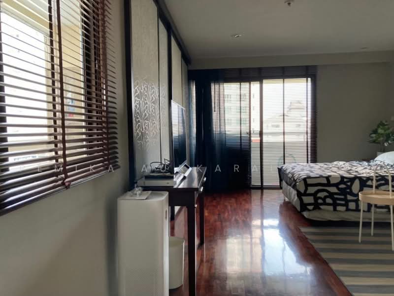 Baan Suanpetch, Bangkok, 18 Soi Sukhumvit 39, Khlong Tan Nua, Watthana, Bangkok, 2 Bedrooms, 132 sqm, Condo For Sale, by Pemika Aukkaraleekul, 500483627 - DDproperty.com