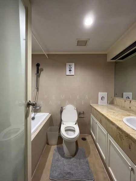 Baan Suanpetch, Bangkok, 18 Soi Sukhumvit 39, Khlong Tan Nua, Watthana, Bangkok, 2 Bedrooms, 132 sqm, Condo For Sale, by Pemika Aukkaraleekul, 500483627 - DDproperty.com