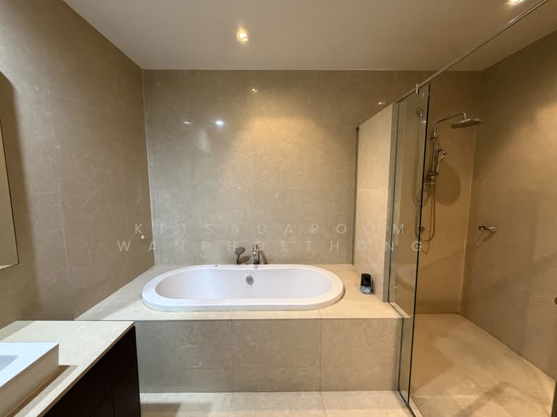 The Madison, Bangkok, Sukhumvit 41, Khlong Tan Nua, Watthana, Bangkok, 2 Bedrooms, 115 sqm, Condo For Rent, by Kitsadapoom Wanpholthong, 500483666 - DDproperty.com
