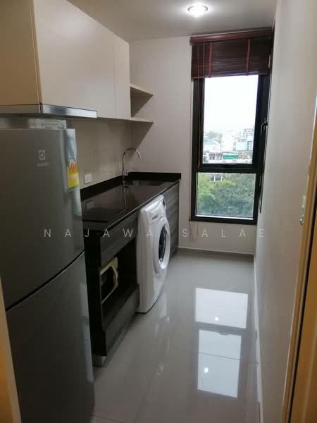 CENTRIC Ari Station, Bangkok, 27 Phahonyothin Road, Samsen Nai, Phaya Thai, Bangkok, 1 Bedroom, 30 sqm, Condo For Rent, by Najawa Salae, 500483670 - DDproperty.com
