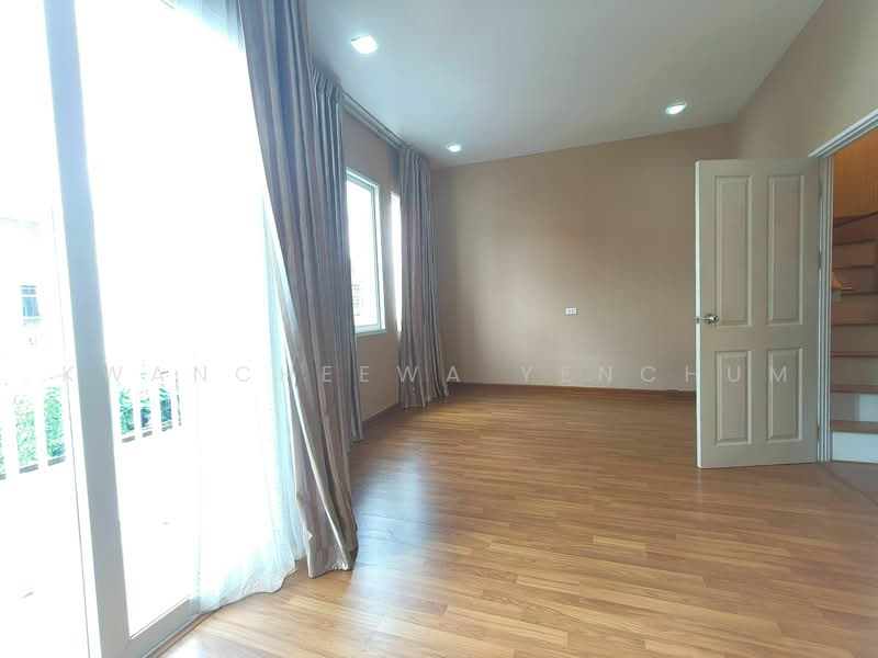 หมู่บ้าานโกเด้นทาวน์ วัชรพล สุขาภิบาล5, Bangkok, สุขาภิบาล5, O-Ngoen, Sai Mai, Bangkok, 4 Bedrooms, 80 sqm, Townhouse For Sale, by Kwancheewa Yenchum, 500483690 - DDproperty.com