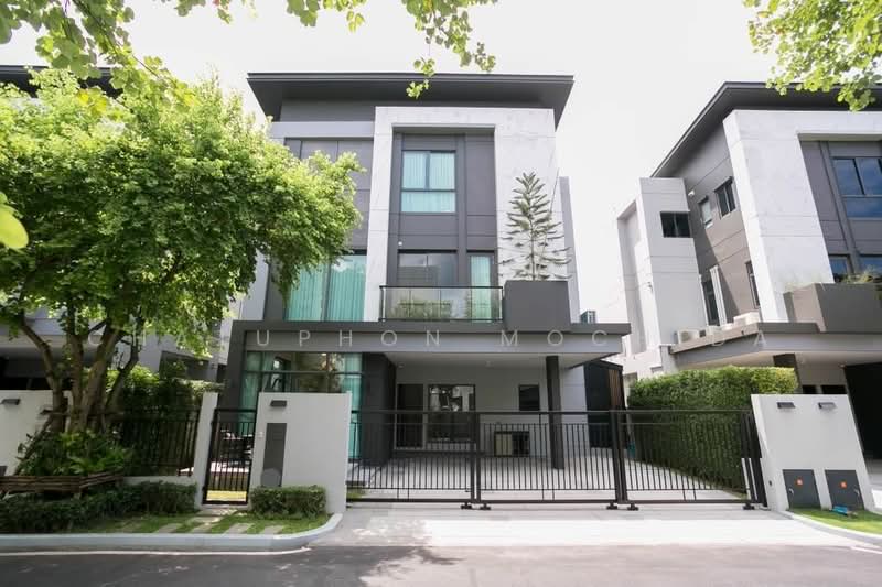 The Gentry Ekamai-Ladprao, Bangkok, 90 Soi Ladprao 94, Phlapphla, Wang Thonglang, Bangkok, 3 Bedrooms, 380 sqm, Single Detached House For Sale, by Chatuphon Mochida, 500483700 - DDproperty.com