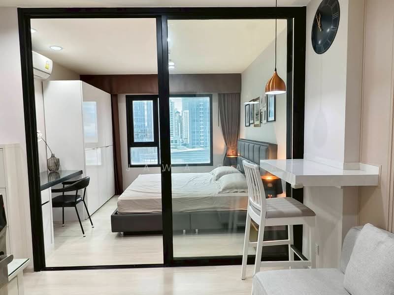 Life Asoke, Bangkok, Asoke-Dindang Road, Bang Kapi, Huai Khwang, Bangkok, 1 Bedroom, 29 sqm, Condo For Rent, by Najawa Salae, 500483701 - DDproperty.com