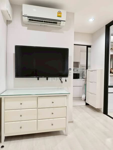 Life Asoke, Bangkok, Asoke-Dindang Road, Bang Kapi, Huai Khwang, Bangkok, 1 Bedroom, 29 sqm, Condo For Rent, by Najawa Salae, 500483701 - DDproperty.com