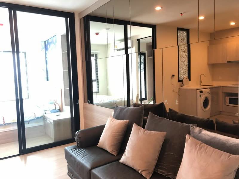 Life Asoke, Bangkok, Asoke-Dindang Road, Bang Kapi, Huai Khwang, Bangkok, 1 Bedroom, 35 sqm, Condo For Rent, by Najawa Salae, 500483712 - DDproperty.com