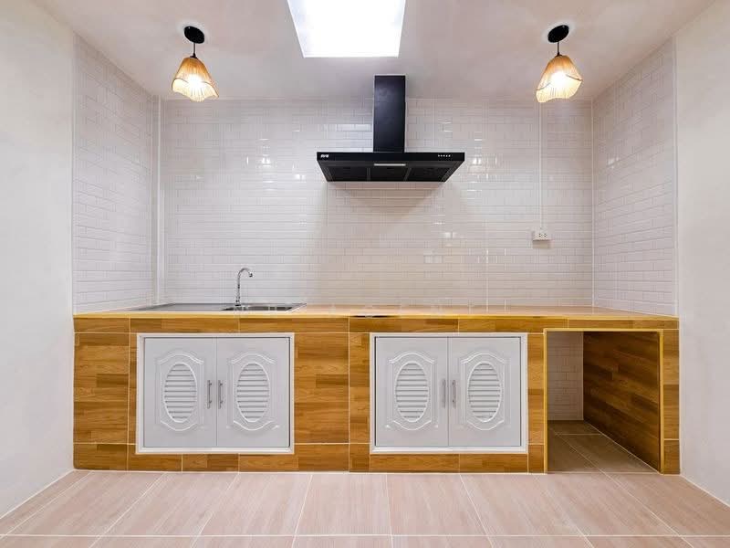Baan Sucha BangBuaThong, Nonthaburi, Soi Sucha Village, Bang Bua Thong, Nonthaburi, 5 Bedrooms, 101 sqm, Townhouse For Sale, by NR AGENT, 500483729 - DDproperty.com