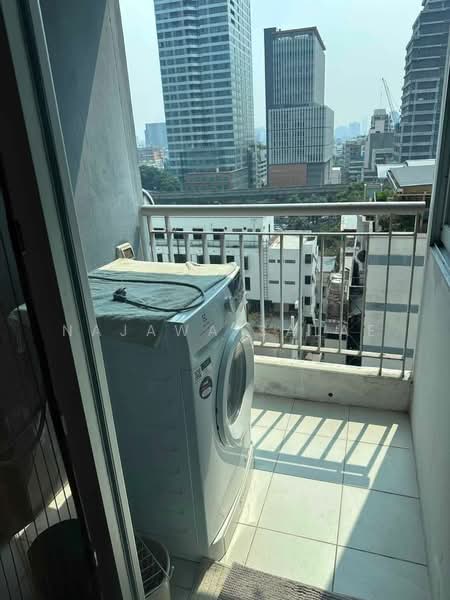 Life @ Sathorn 10, Bangkok, 48 Soi Sathorn 10, Sathorn Road, Silom, Bang Rak, Bangkok, 1 Bedroom, 43 sqm, Condo For Rent, by Najawa Salae, 500483735 - DDproperty.com