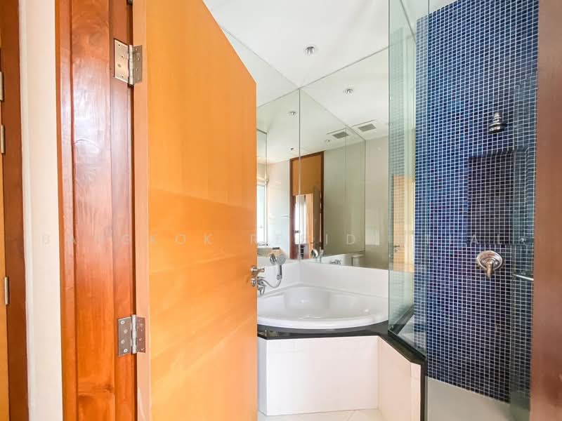 Royal Residence Park, Bangkok, 99 Royal Resident Park Lumphini, Lumphini, Pathum Wan, Bangkok, 3 Bedrooms, 231 sqm, Condo For Rent, by Bangkok Residential, 500483741 - DDproperty.com