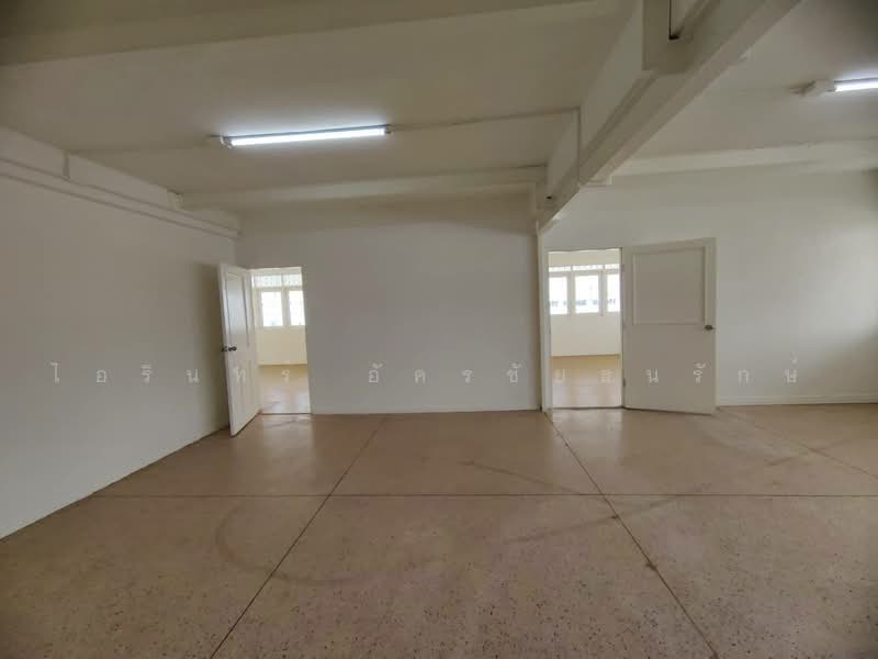 Commercial building Thepharak, Samut Prakan, Thepharak, Muang Samut Prakarn, Samut Prakan, , 850 sqm, Office Space For Rent, by ไอรินทร์ อัครชัยธนรักษ์, 500483751 - DDproperty.com