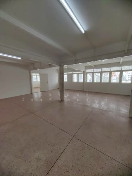 Commercial building Thepharak, Samut Prakan, Thepharak, Muang Samut Prakarn, Samut Prakan, , 850 sqm, Office Space For Rent, by ไอรินทร์ อัครชัยธนรักษ์, 500483751 - DDproperty.com