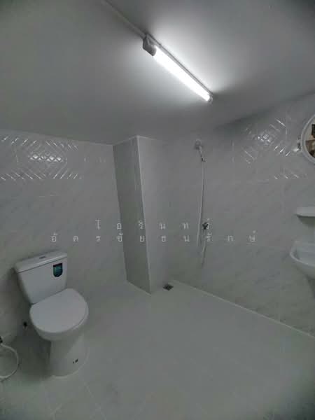 Commercial building Thepharak, Samut Prakan, Thepharak, Muang Samut Prakarn, Samut Prakan, , 850 sqm, Office Space For Rent, by ไอรินทร์ อัครชัยธนรักษ์, 500483751 - DDproperty.com