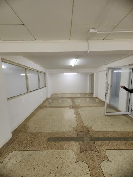 Commercial building Thepharak, Samut Prakan, Thepharak, Muang Samut Prakarn, Samut Prakan, , 850 sqm, Office Space For Rent, by ไอรินทร์ อัครชัยธนรักษ์, 500483751 - DDproperty.com