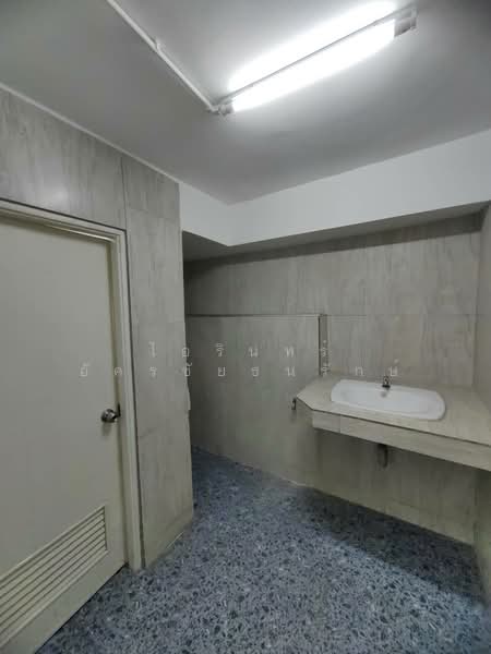 Commercial building Thepharak, Samut Prakan, Thepharak, Muang Samut Prakarn, Samut Prakan, , 850 sqm, Office Space For Rent, by ไอรินทร์ อัครชัยธนรักษ์, 500483751 - DDproperty.com