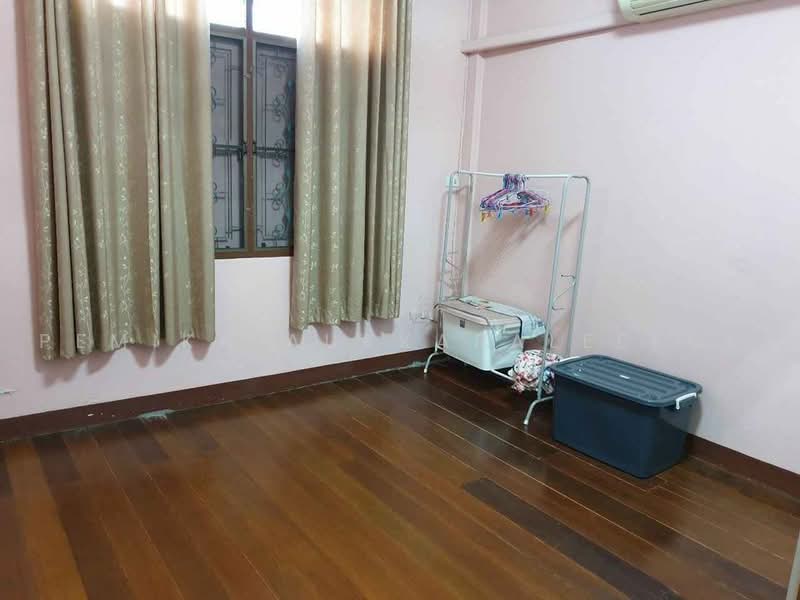 ทาวน์เฮ้าส์ 1-ห้องนอน, กรุงเทพ, มหาพฤฒาราม, บางรัก, กรุงเทพ, 83 ตร.ม., ทาวน์เฮ้าส์ ขาย, โดย Pemika Aukkaraleekul, 500483790 - DDproperty.com
