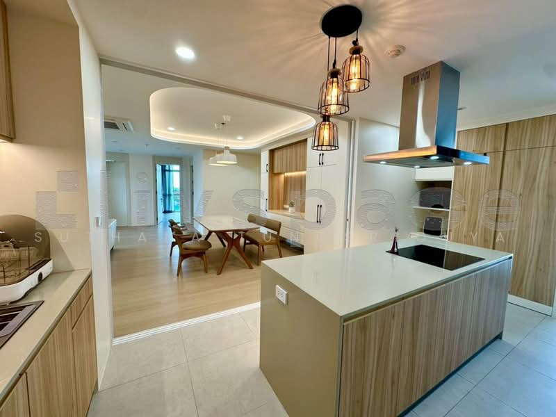 Nusasiri Grand, Bangkok, Soi Sukhumvit 42, Phra Kanong, Khlong Toei, Bangkok, 3 Bedrooms, 167 sqm, Condo For Rent, by Suthana Tungsriouya, 500483791 - DDproperty.com