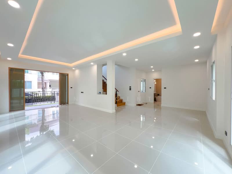 Bangkok Boulevard Sathorn-Pinklao, Nonthaburi, 89 Ratchaphruek Road, Mahasawat, Bang Kruai, Nonthaburi, 3 Bedrooms, 242 sqm, Single Detached House For Sale, by NR AGENT, 500483794 - DDproperty.com