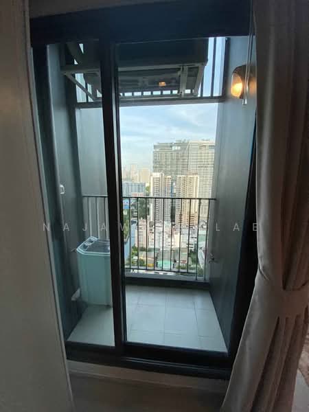 Life Asoke-Rama 9, Bangkok, 626 Asoke-Dindaeng Road, Makkasan, Ratchathewi, Bangkok, 1 Bedroom, 30 sqm, Condo For Rent, by Najawa Salae, 500483804 - DDproperty.com
