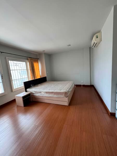 Baan Klang Krung The Royal Vienna Ratchavipa - Ratchadaphisek, Bangkok, Chatuchak, Bangkok, 3 Bedrooms, 170 sqm, Townhouse For Sale, by NR AGENT, 500483828 - DDproperty.com