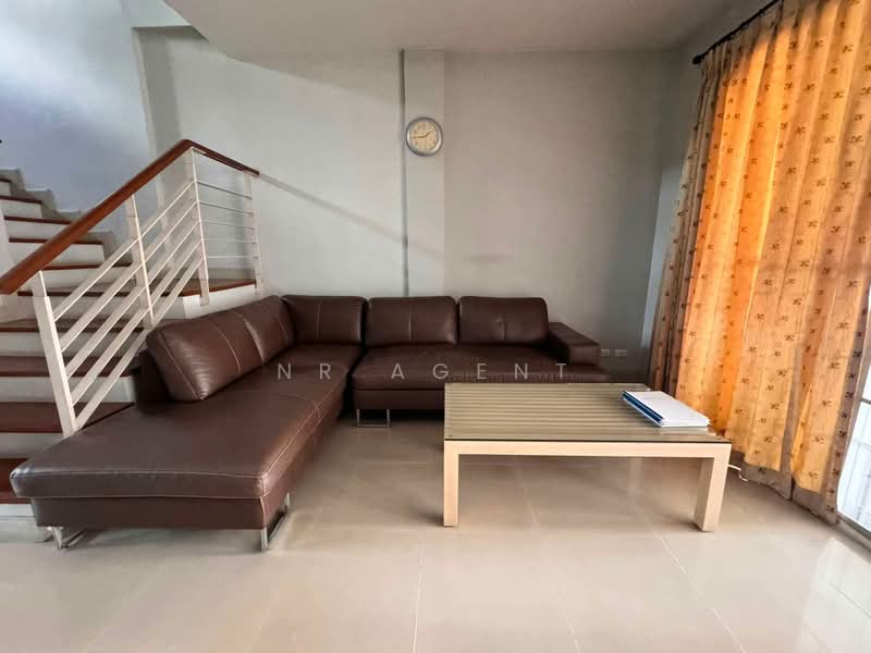 Baan Klang Krung The Royal Vienna Ratchavipa - Ratchadaphisek, Bangkok, Chatuchak, Bangkok, 3 Bedrooms, 170 sqm, Townhouse For Sale, by NR AGENT, 500483828 - DDproperty.com