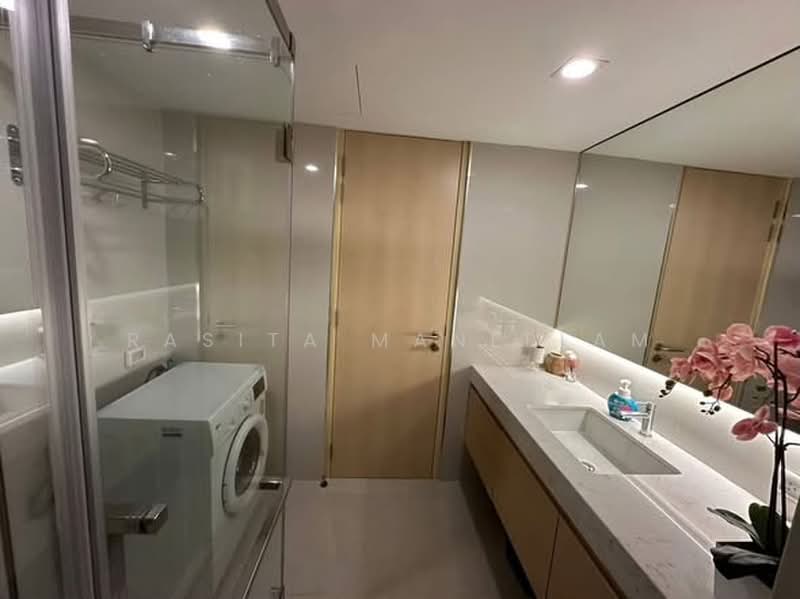 Silom Suite, Bangkok, Soi Sathorn 12, Sathorn Road, Silom, Bang Rak, Bangkok, 4 Bedrooms, 114 sqm, Condo For Rent, by Rasita Maneelam, 500483835 - DDproperty.com
