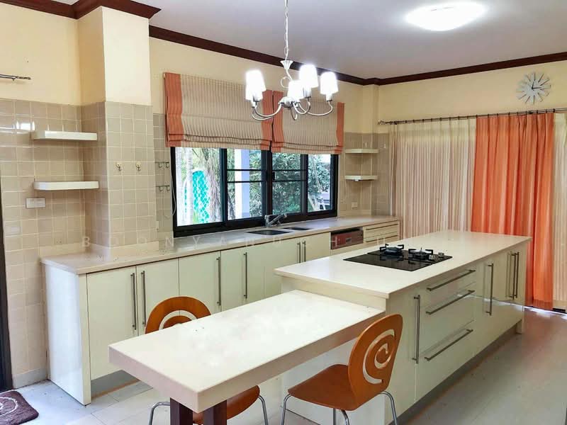 Baan Dusit Pattaya Lake, Chon Buri (Pattaya), Entrance Road, Huai Yai, Bang Lamung (Pattaya), Chon Buri (Pattaya), 4 Bedrooms, 230 sqm, Single Detached House For Sale, by Boonyanuch Unna, 500483928 - DDproperty.com