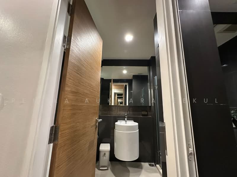 Rhythm Sukhumvit 50, Bangkok, 8 Sukhumvit 50, Sukhumvit Road, Phra Kanong, Khlong Toei, Bangkok, 1 Bedroom, 45 sqm, Condo For Sale, by Pemika Aukkaraleekul, 500483961 - DDproperty.com