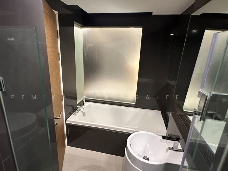 Rhythm Sukhumvit 50, Bangkok, 8 Sukhumvit 50, Sukhumvit Road, Phra Kanong, Khlong Toei, Bangkok, 1 Bedroom, 45 sqm, Condo For Sale, by Pemika Aukkaraleekul, 500483961 - DDproperty.com