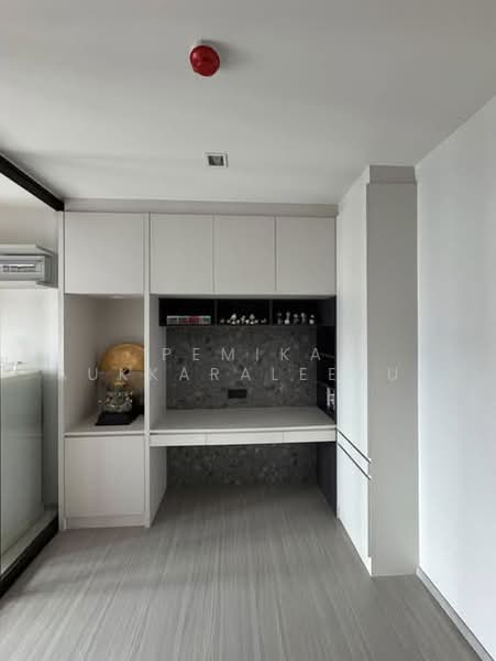 Life Sathorn Sierra, Bangkok, Ratchaphruek Rd, Talat Plu, Thon Buri, Bangkok, 1 Bedroom, 32 sqm, Condo For Sale, by Pemika Aukkaraleekul, 500483963 - DDproperty.com