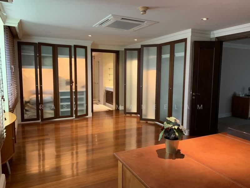 Las Colinas, Bangkok, Sukhumvit 21 Road, Khlongtoei Nua, Watthana, Bangkok, 4 Bedrooms, 700 sqm, Condo For Rent, by Rasita Maneelam, 500483974 - DDproperty.com