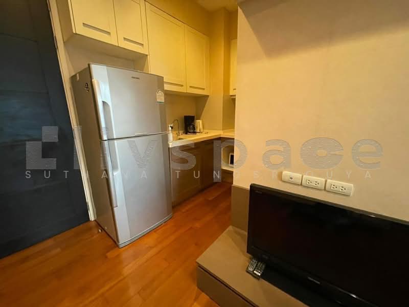 Ivy Sathorn 10, Bangkok, 88 Soi Sathorn 12, Sathorn Road, Silom, Bang Rak, Bangkok, 1 Bedroom, 38 sqm, Condo For Sale, by Suthana Tungsriouya, 500483992 - DDproperty.com