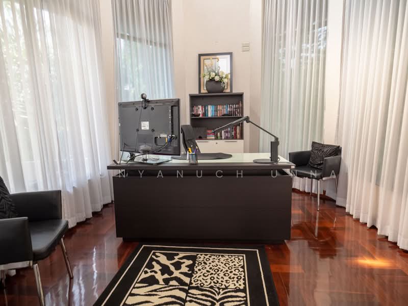 4-BR House, Chon Buri (Pattaya), Nong Pru, Bang Lamung (Pattaya), Chon Buri (Pattaya), 4 Bedrooms, 450 sqm, Single Detached House For Sale, by Boonyanuch Unna, 500483997 - DDproperty.com