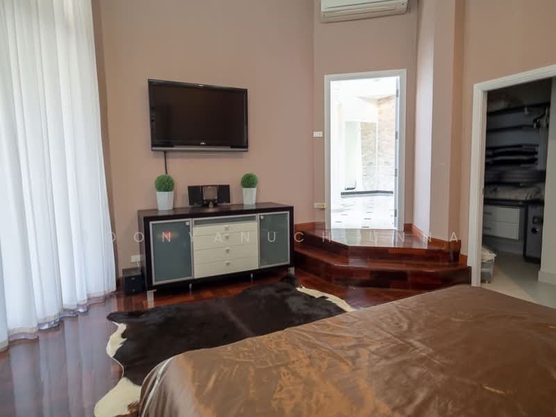 4-BR House, Chon Buri (Pattaya), Nong Pru, Bang Lamung (Pattaya), Chon Buri (Pattaya), 4 Bedrooms, 450 sqm, Single Detached House For Sale, by Boonyanuch Unna, 500483997 - DDproperty.com