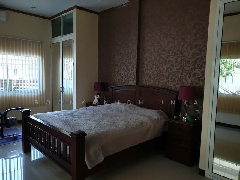 4-BR House, Chon Buri (Pattaya), Huai Yai, Bang Lamung (Pattaya), Chon Buri (Pattaya), 4 Bedrooms, 340 sqm, Single Detached House For Sale, by Boonyanuch Unna, 500484013 - DDproperty.com