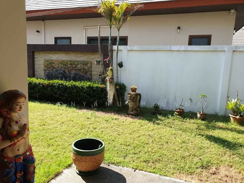 4-BR House, Chon Buri (Pattaya), Huai Yai, Bang Lamung (Pattaya), Chon Buri (Pattaya), 4 Bedrooms, 340 sqm, Single Detached House For Sale, by Boonyanuch Unna, 500484013 - DDproperty.com